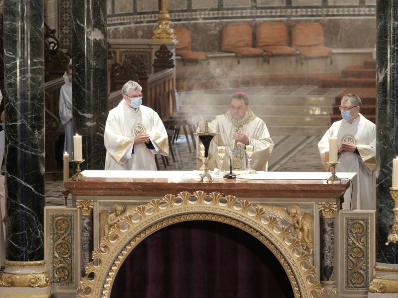 Krizmaszentelés (41).JPG